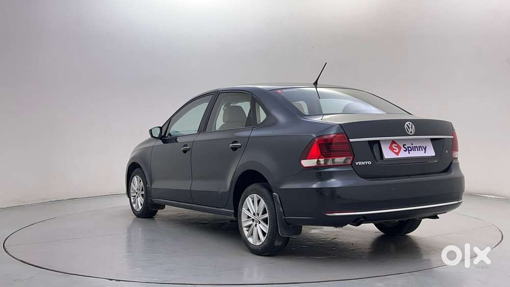 Volkswagen Vento Petrol Highline, 2016, Petrol