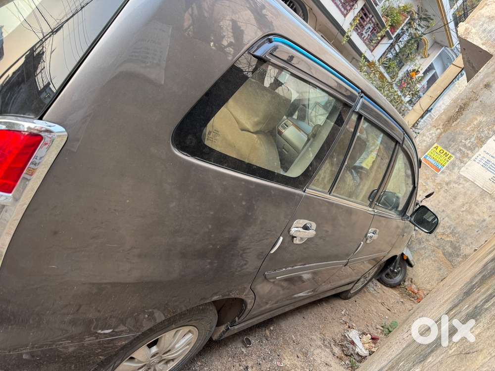 Toyota Innova Diesel 2012
