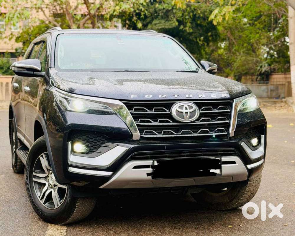 Toyota Fortuner 4x2 At 2.7 Petrol, 2022, Petrol