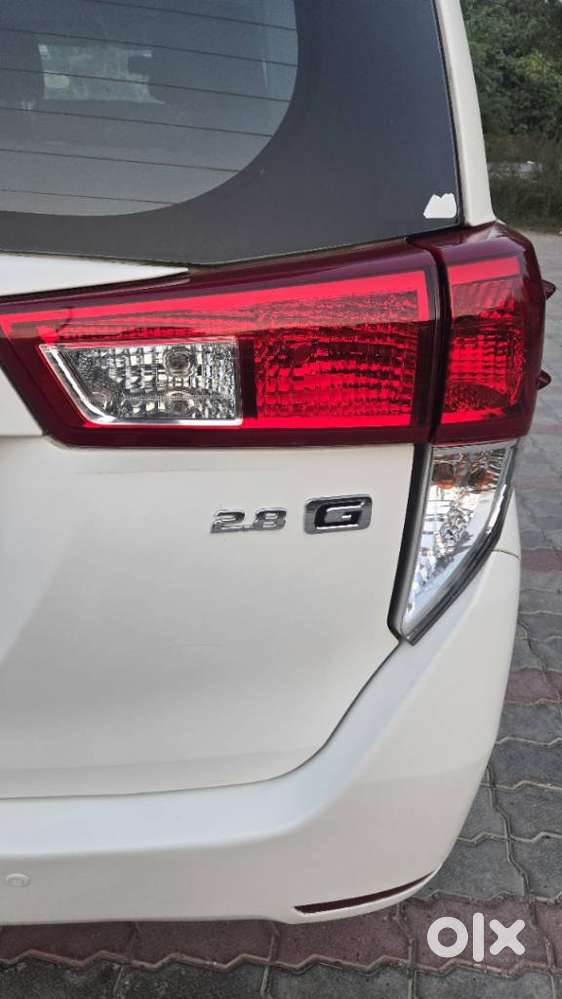 Toyota Innova Crysta 2.8 Gx Automatic 7 Str, 2017, Diesel