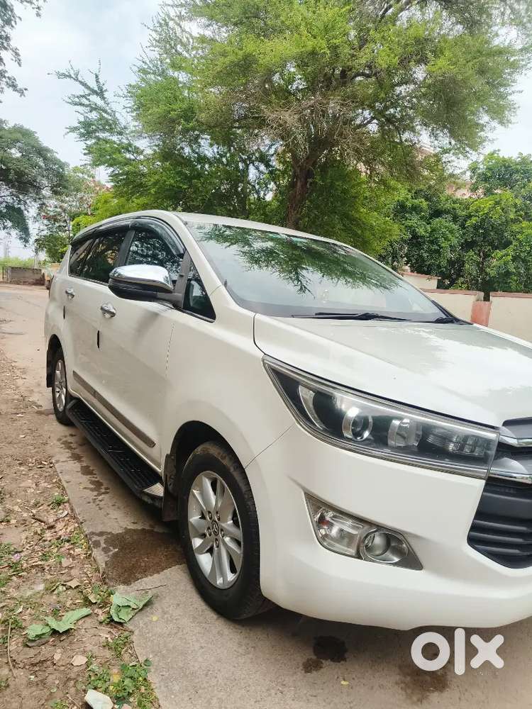 Toyota Innova Crysta 2017