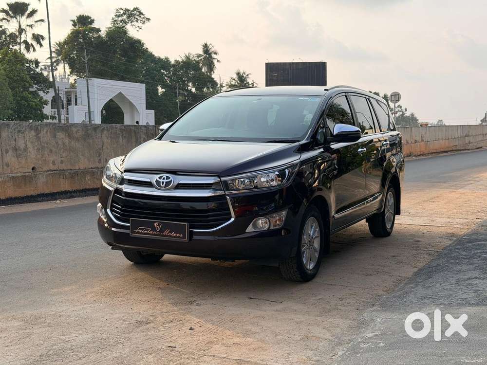 Toyota Innova Crysta 2.8 Gx At 8s, 2019, Diesel