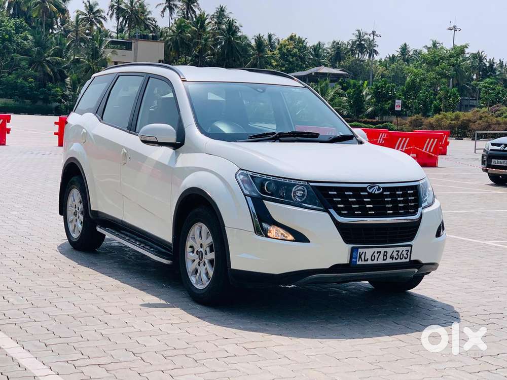 Mahindra Xuv500 G At, 2018, Petrol