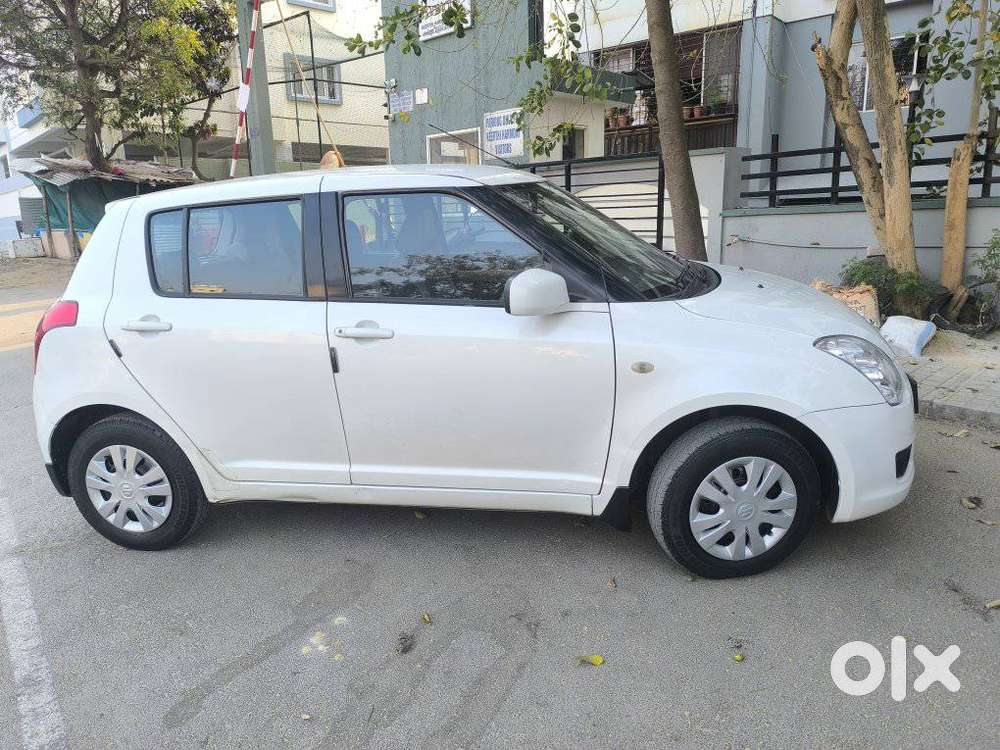 Maruti Suzuki Swift 2004-2010 Vxi Bsiv, 2011, Petrol