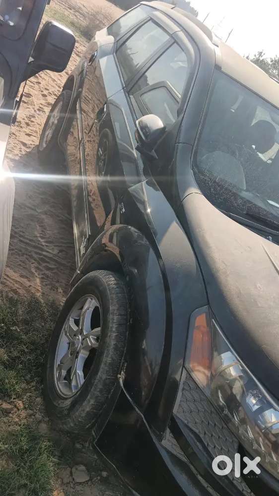 Mahindra Xuv500 2013diesel 145000 Km Driven