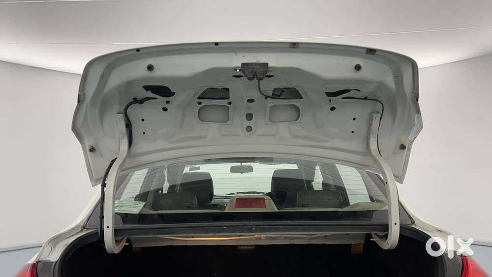 Maruti Suzuki Swift Dzire 1.2 Zxi, 2013, Petrol