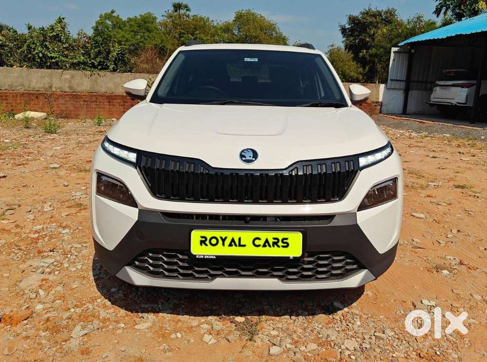 Skoda Kylaq Signature, 2025, Petrol