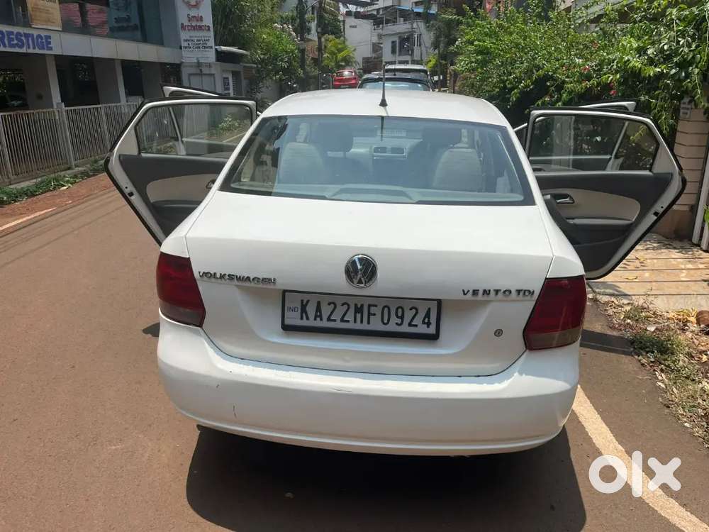 Volkswagen Vento 2011 Petrol 80000 Km Driven