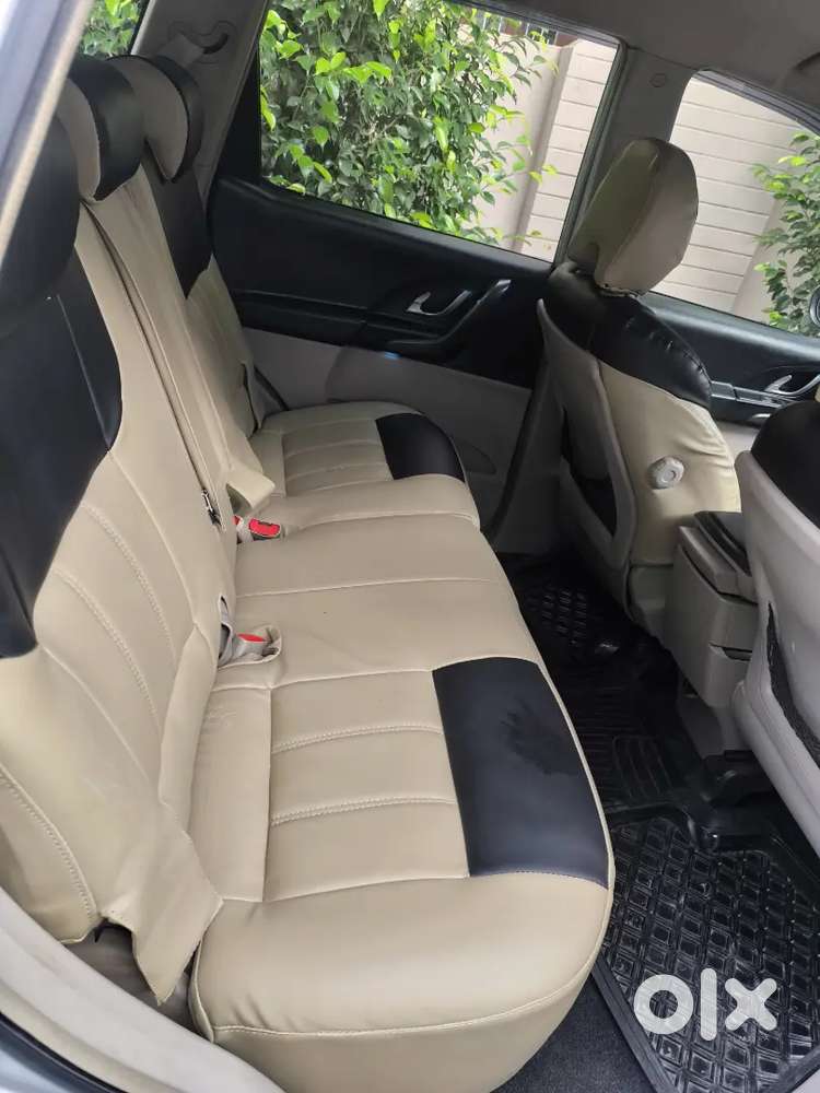 Mahindra Xuv500 2016 W8 Diesel