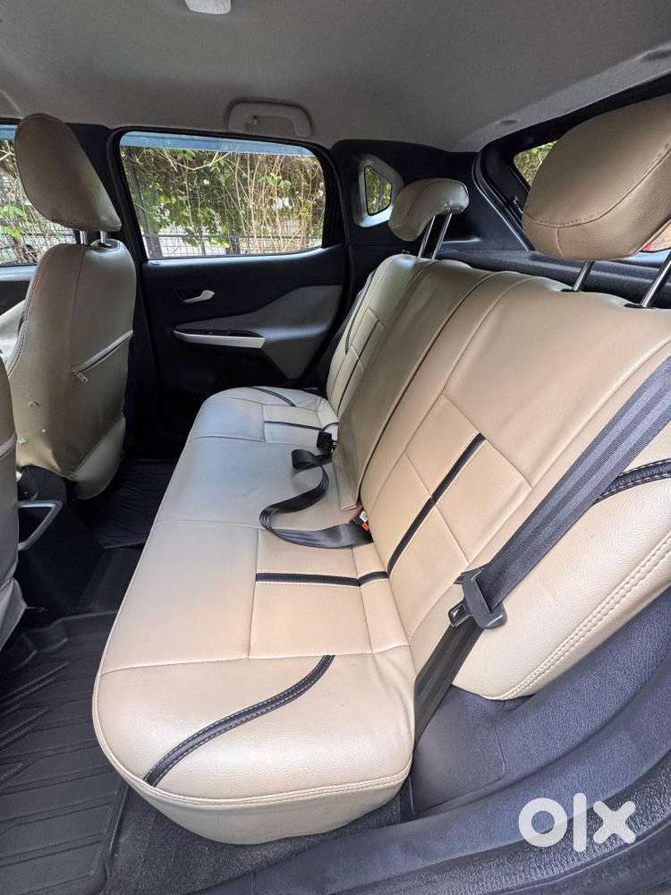 Nissan Magnite 1.0 Xv Turbo Cvt, 2022, Petrol