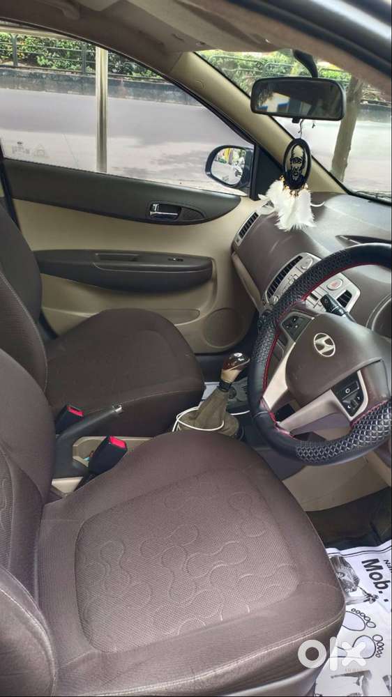 Hyundai I20 Sportz 2010