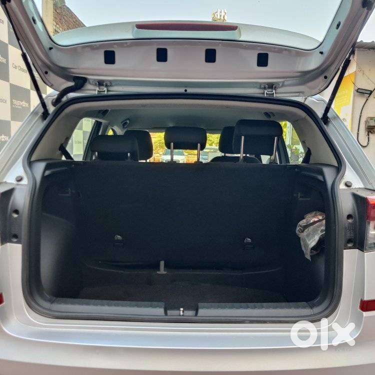 Skoda Kushaq 1.0 Tsi Active, 2022, Petrol