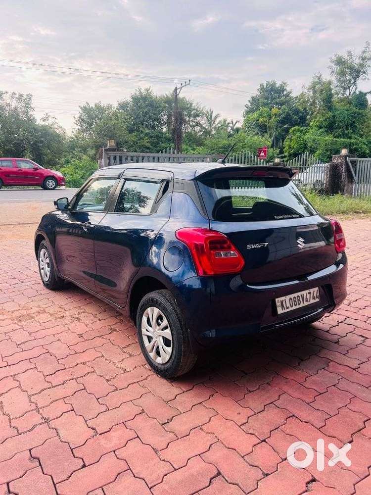 Maruti Suzuki Swift Vxi + Manual, 2020, Petrol