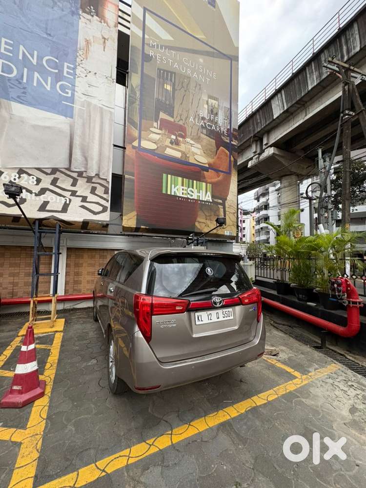Toyota Innova Crysta 2019 Diesel 120000 Km Driven