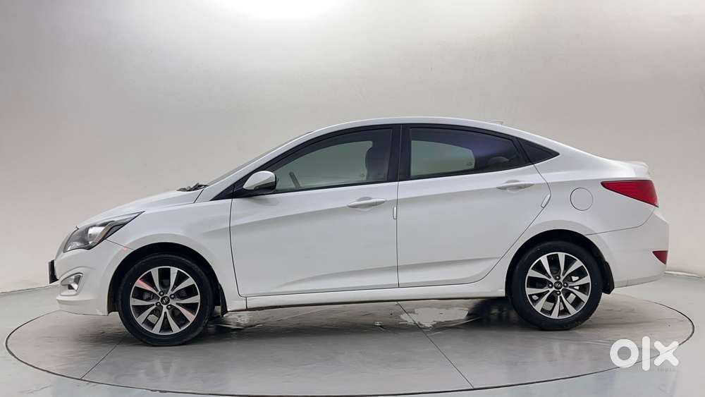 Hyundai Verna 1.6 Sx Vtvt, 2016, Petrol