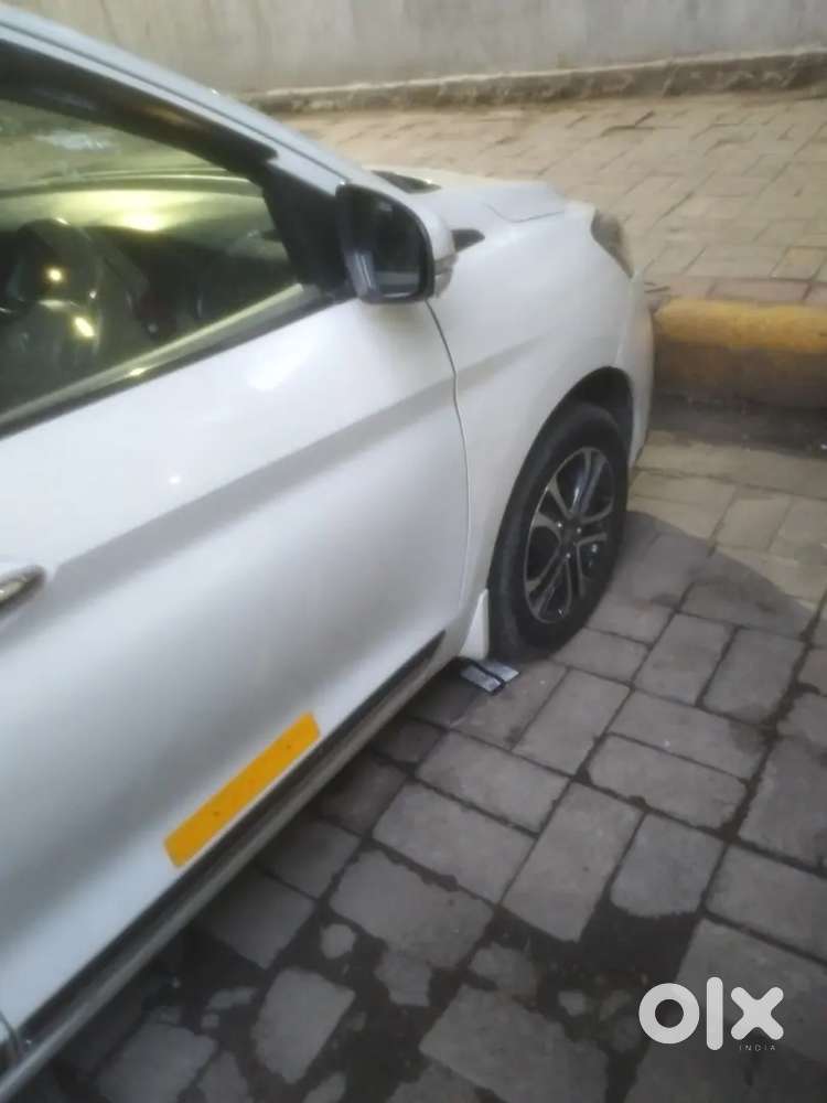 Maruti Suzuki Ertiga Zxi Cng 2023