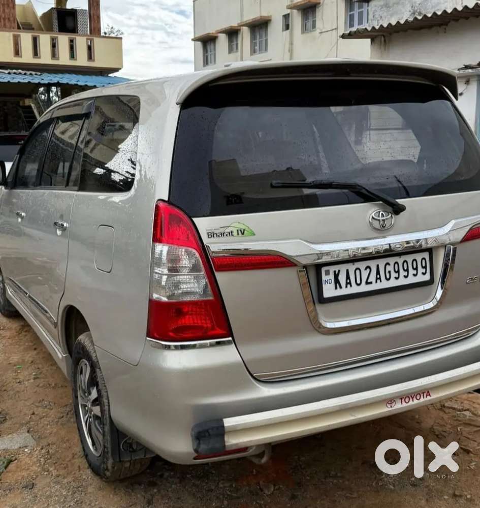 Toyota Innova 2.5 V 7 Str Single Owner.