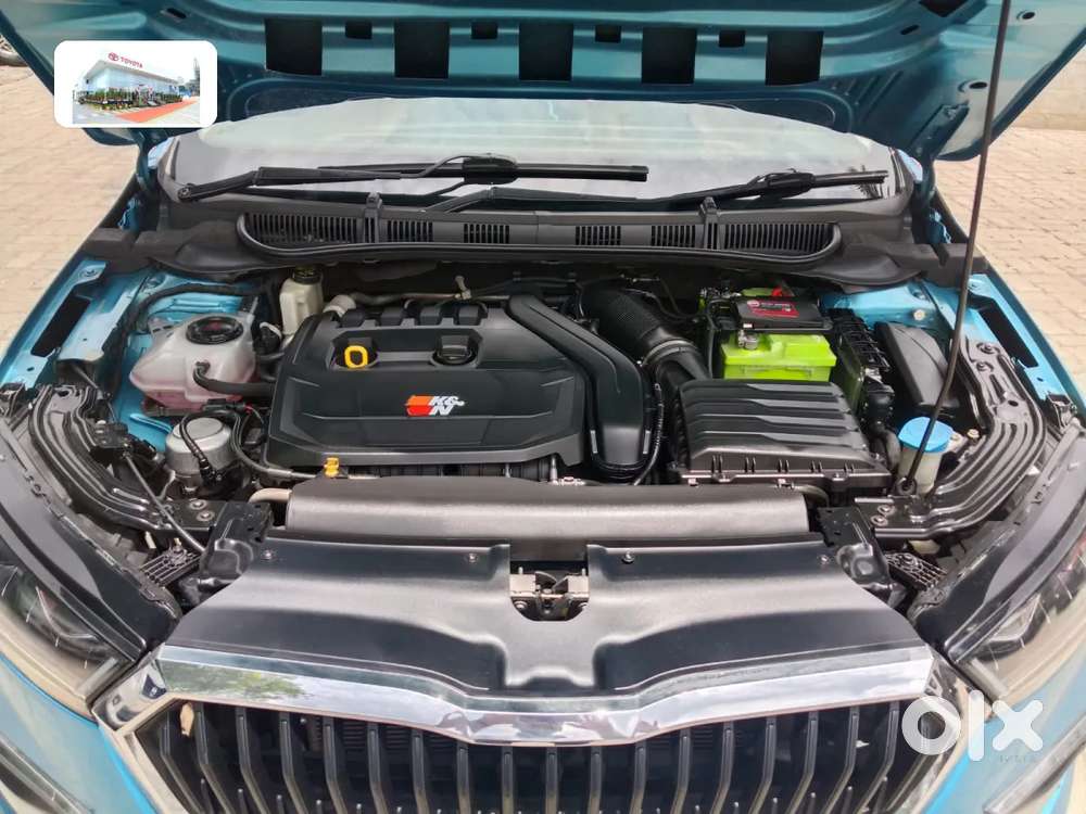 Skoda Slavia Style 1.0l Tsi At, 2022, Petrol