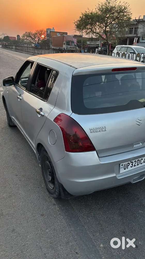 Swift Vxi Petrol  अच्छी Condition  तुरंत Sale