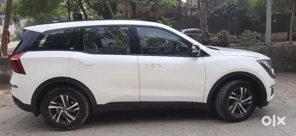Mahindra Xuv700 2022 Petrol 42000 Km Driven