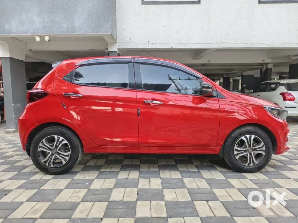 Tata Tiago Xza Plus, 2020, Petrol