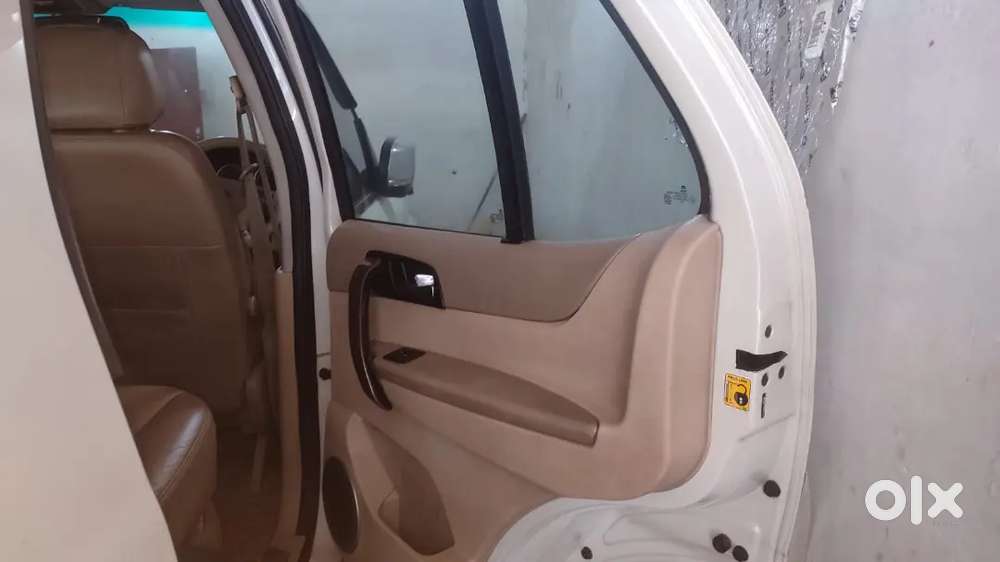 Tata Safari Storme 2013 Diesel With 360&deg; Cameras And 9 Stereo (extra)