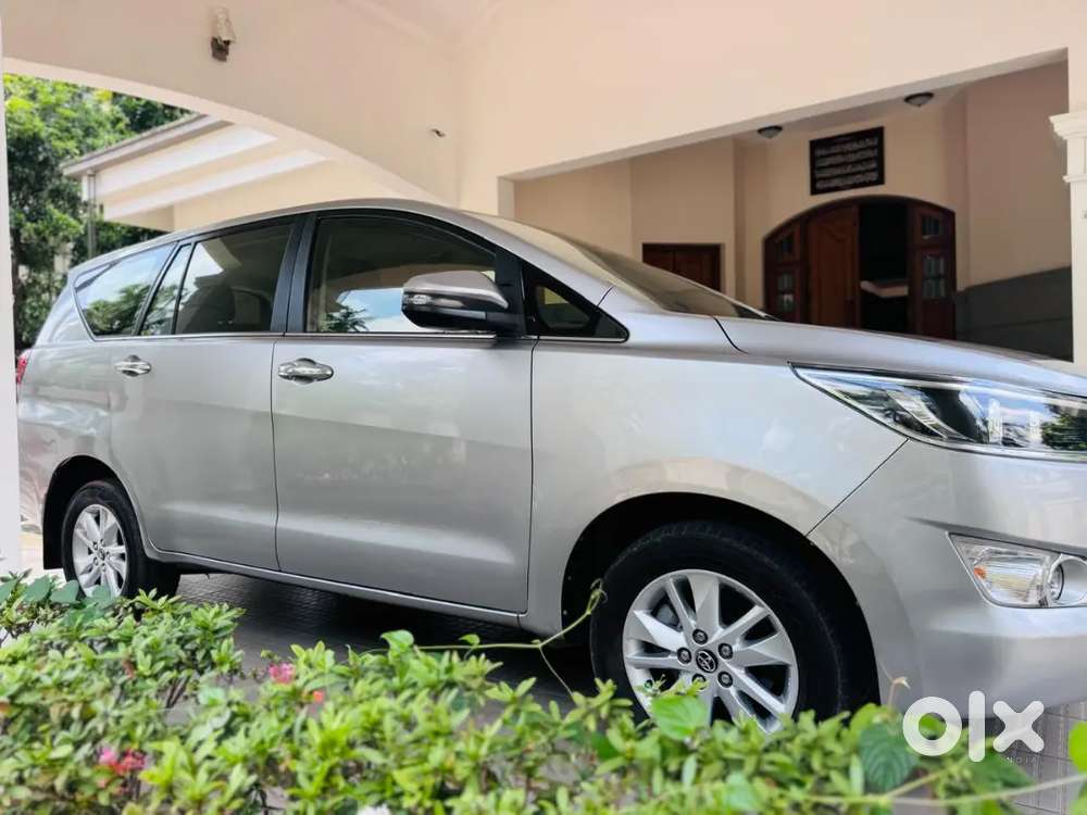 Toyota Innova Crysta 2020