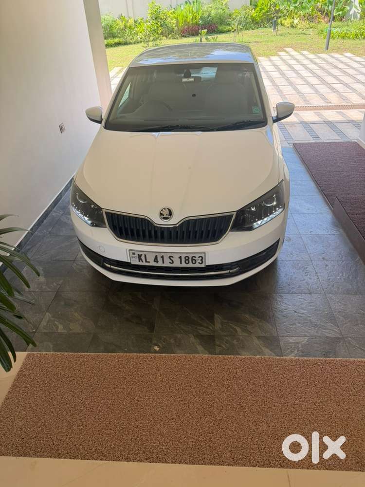 Skoda Rapid 2021 Style Petrol