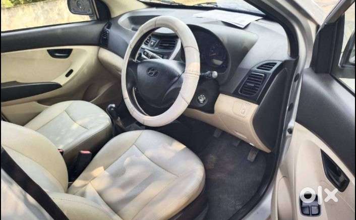 Hyundai Eon Era +, 2017, Petrol