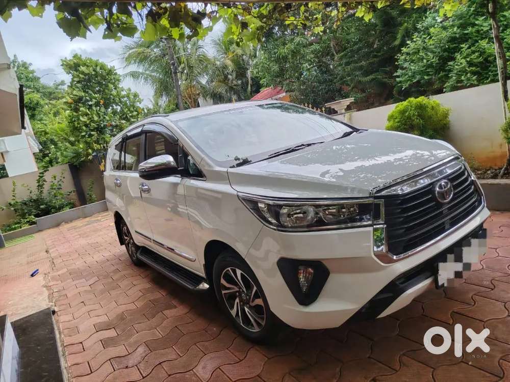 Toyota Innova Crysta 2022
