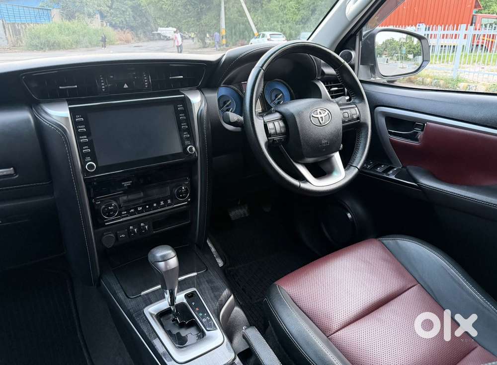 Toyota Fortuner Leader Edition (at), 2025, Diesel