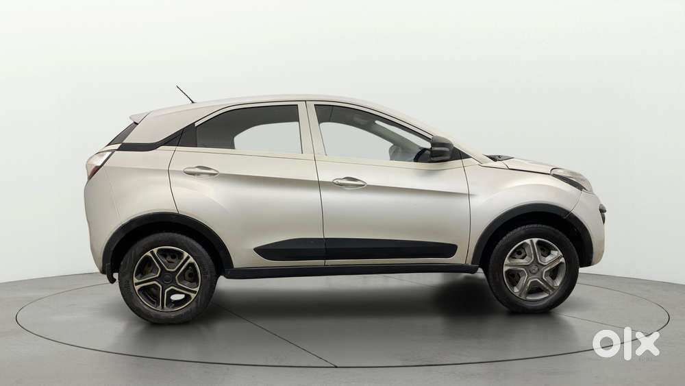 Tata Nexon 1.2 Revotron Xm, 2018, Cng & Hybrids