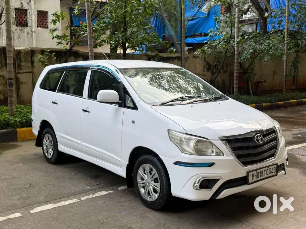 Toyota Innova 2014