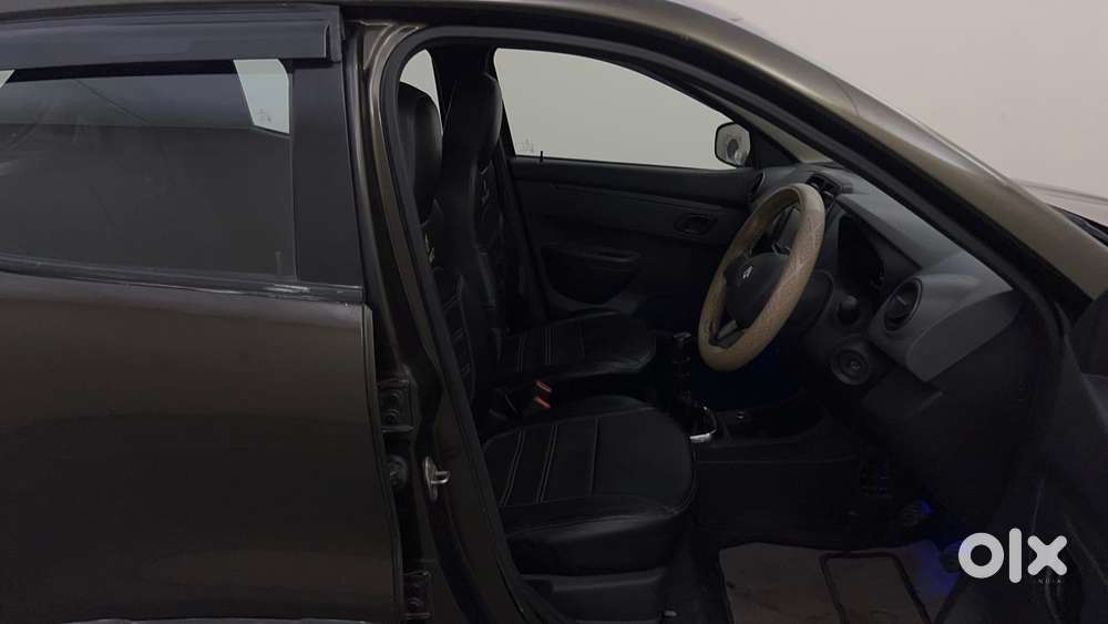 Renault Kwid 1.0 Rxt, 2016, Petrol