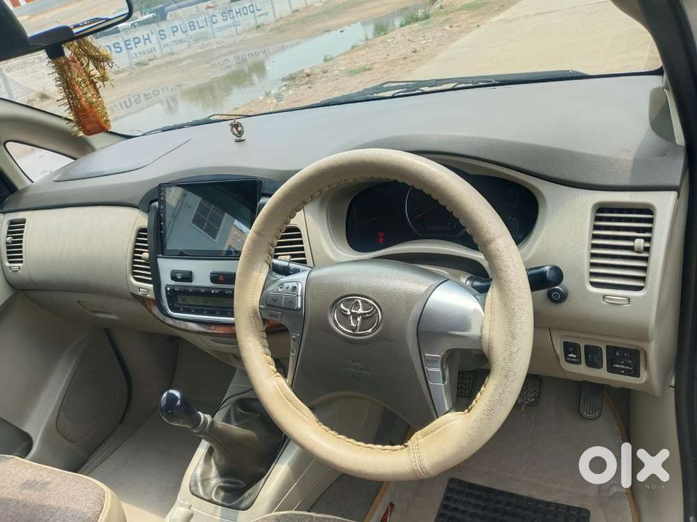 Toyota Innova 2.5 V 7 Str, 2014, Diesel