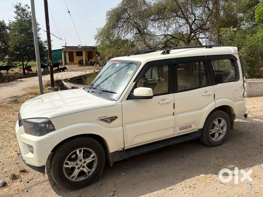 Mahindra Scorpio 2015
