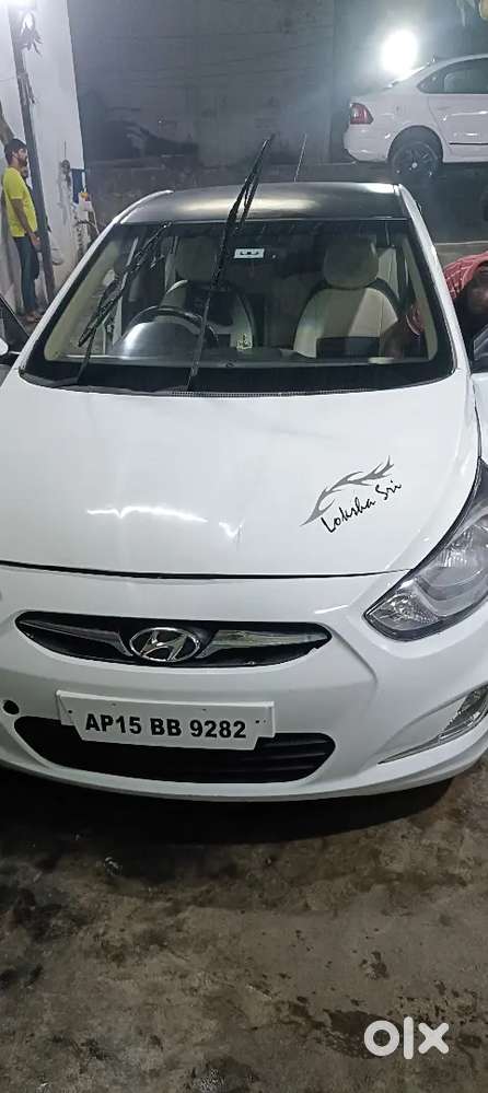 Hyundai Verna 1.6 Sx 2012