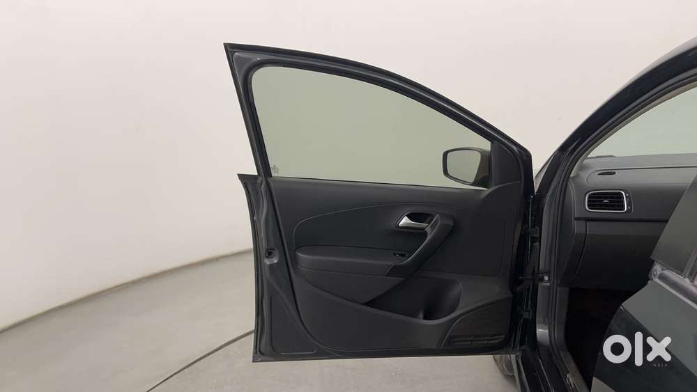 Volkswagen Polo 2009-2013 Petrol Comfortline 1.2l, 2015, Petrol