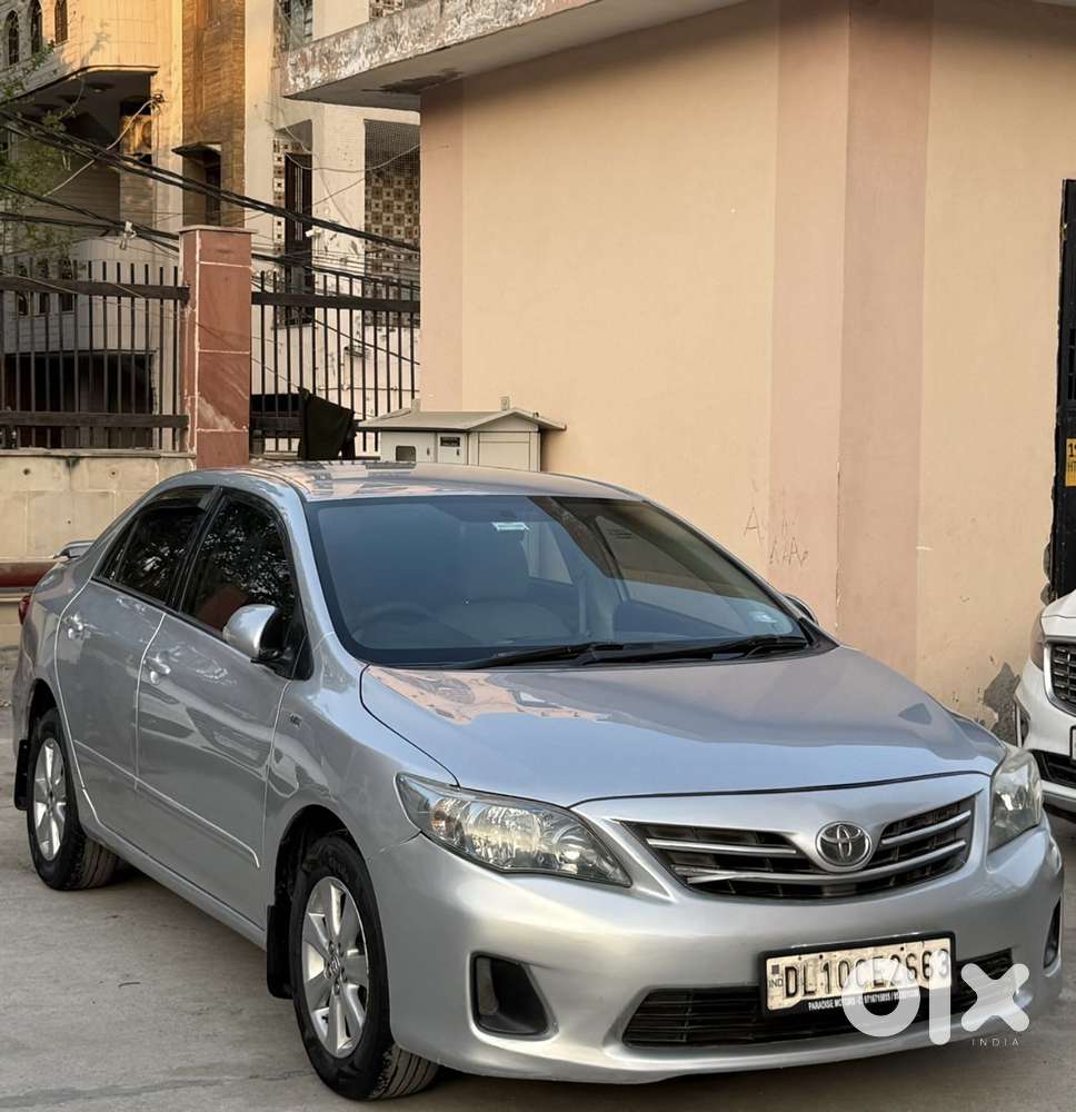 Toyota Corolla Altis 1.8 J, 2012, Cng & Hybrids