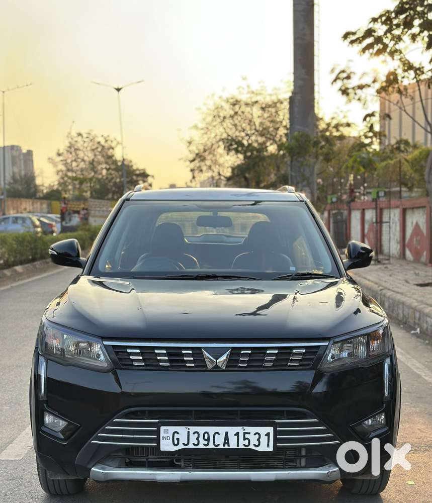 Mahindra Xuv300 W4, 2023, Petrol