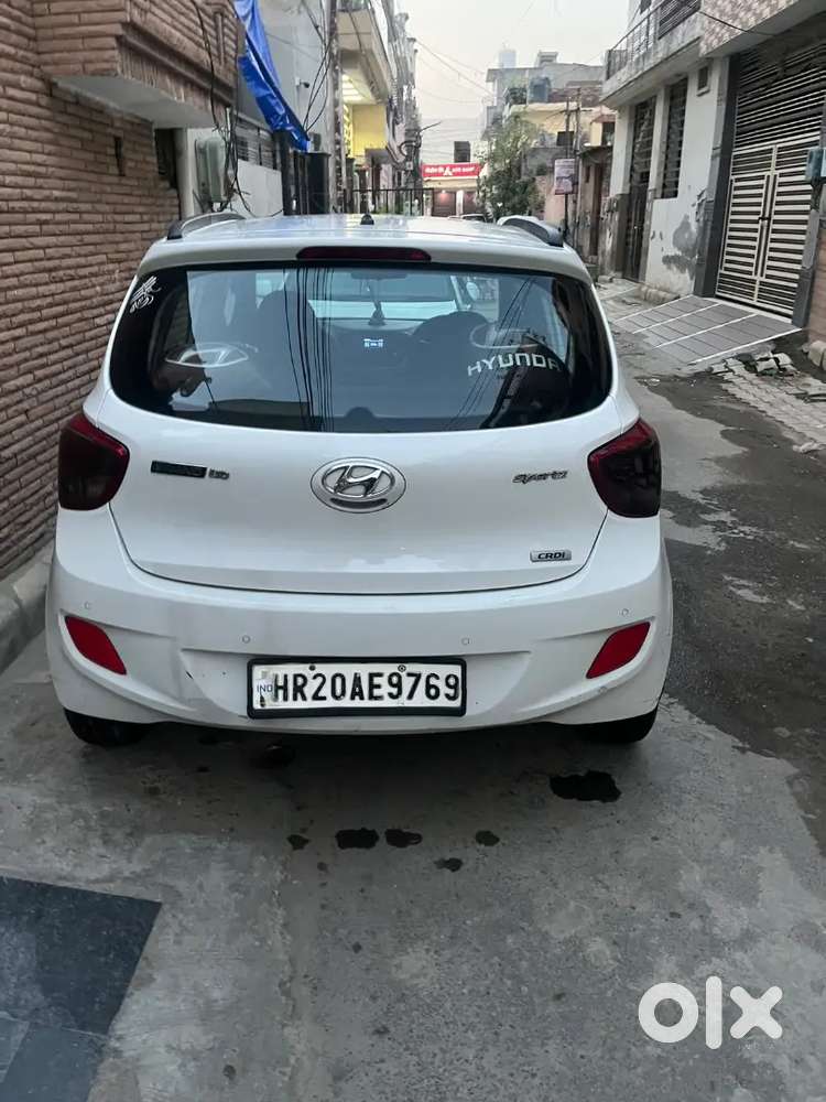 Hyundai Grand I10 2015 Diesel 100000 Km Driven