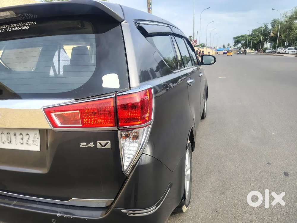 Toyota Innova Crysta 2.4 V 2018 Diesel Manual
