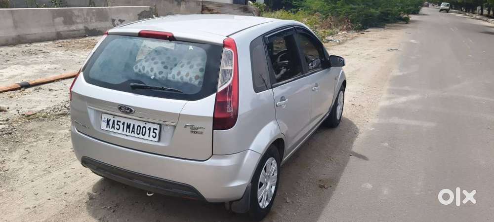 Ford Figo Diesel Titanium, 2010, Diesel