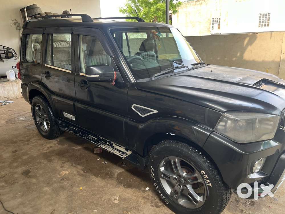 Mahindra Scorpio 2014 Modified Into S11