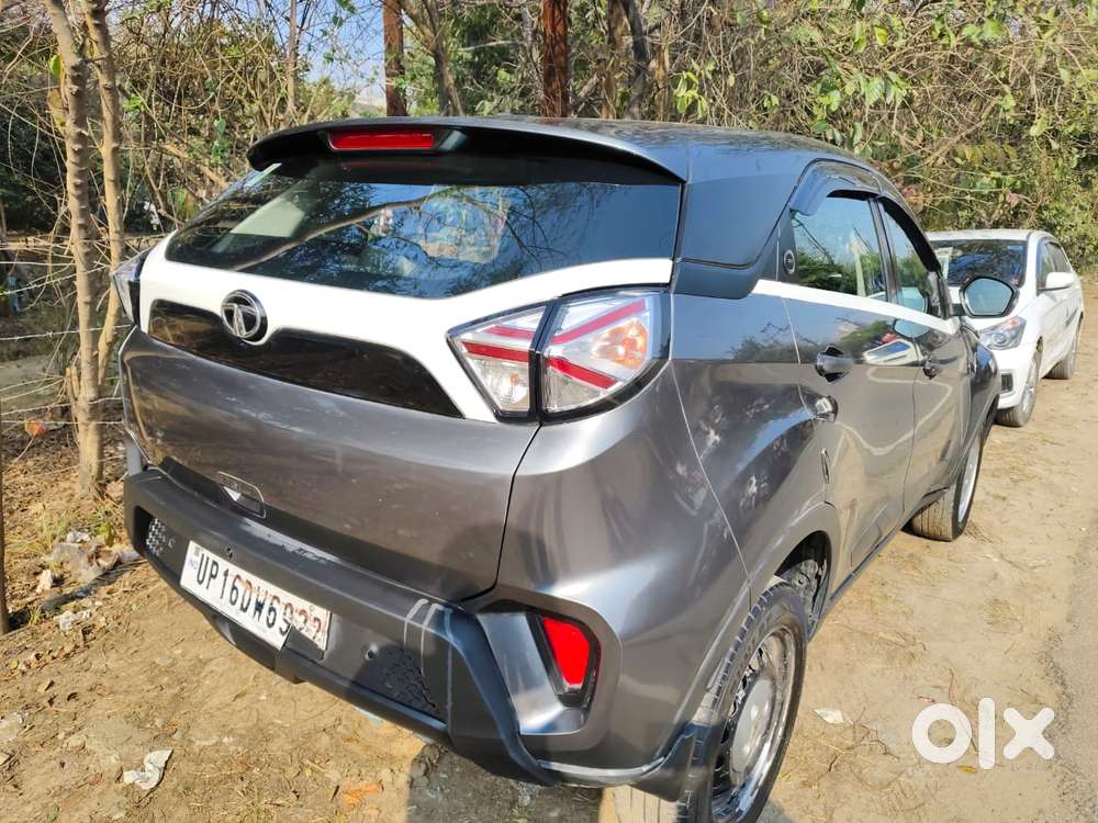 Tata Nexon 1.2 Revotron Xe, 2023, Petrol