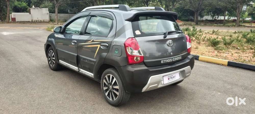 Toyota Etios Cross 1.2l G, 2014, Petrol