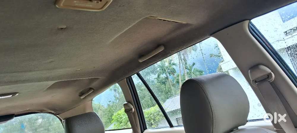 Toyota Innova Petrol Full Option V 2005 Neet N Clean