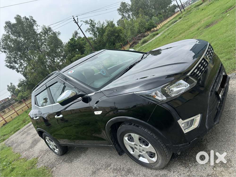Mahindra Xuv300 W6, 2023, Petrol