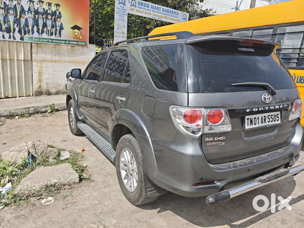 Toyota Fortuner 2012