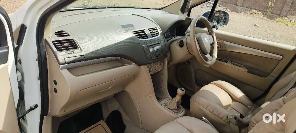 Maruti Suzuki Ertiga 2013 Diesel 221000 Km Driven